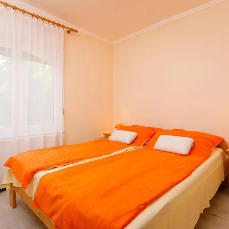 公寓 Lakefront 1 By Interhome