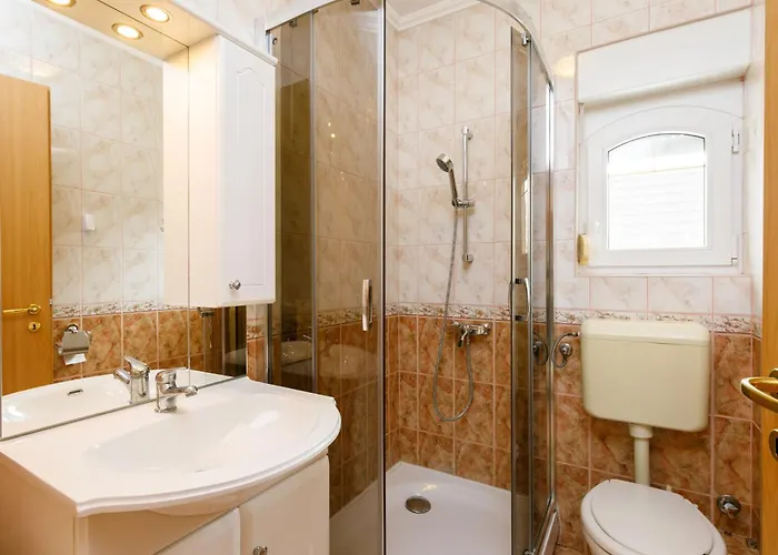 Apartment Lakefront 1 By Interhome