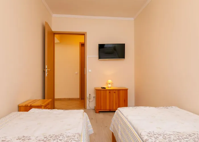 Apartment Lakefront 1 By Interhome