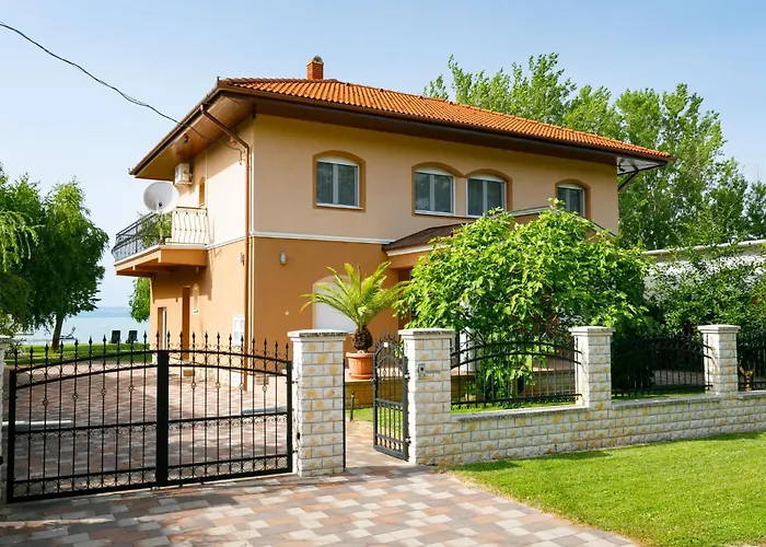 Lakefront 1 By Interhome Apartment Balatonlelle